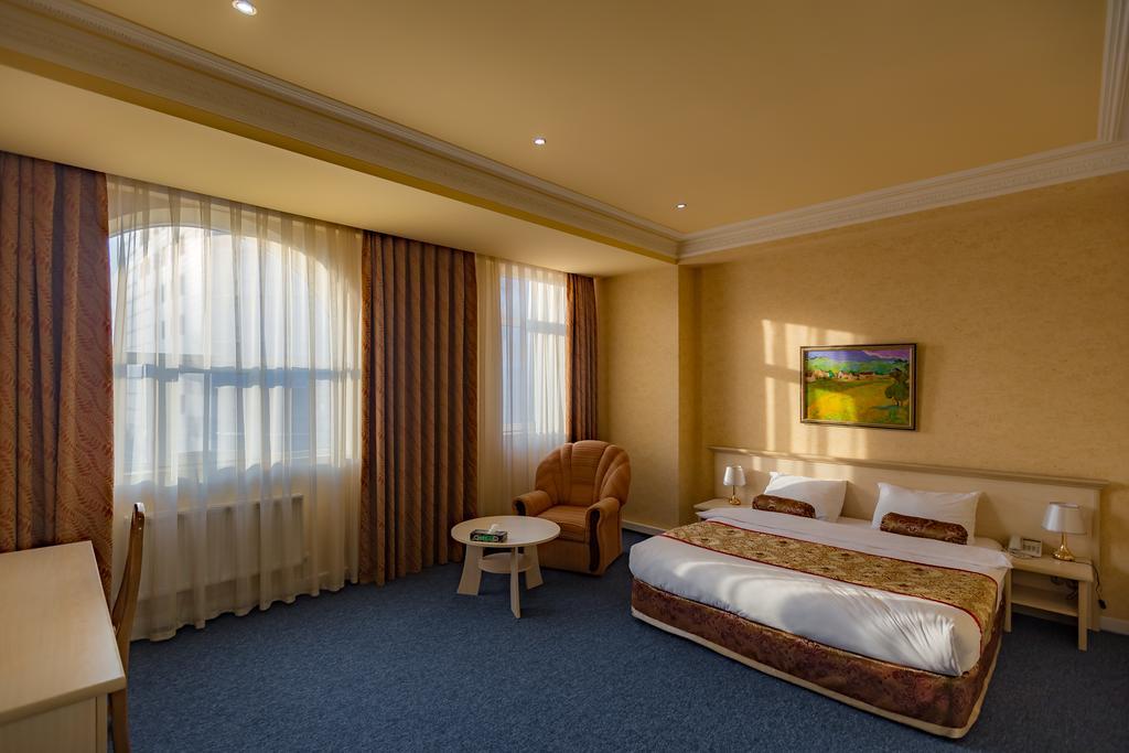 Caspian Palace Hotel Baku Exteriör bild