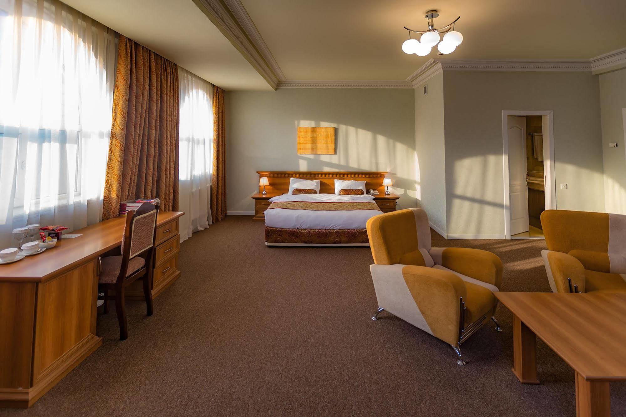 Caspian Palace Hotel Baku Exteriör bild